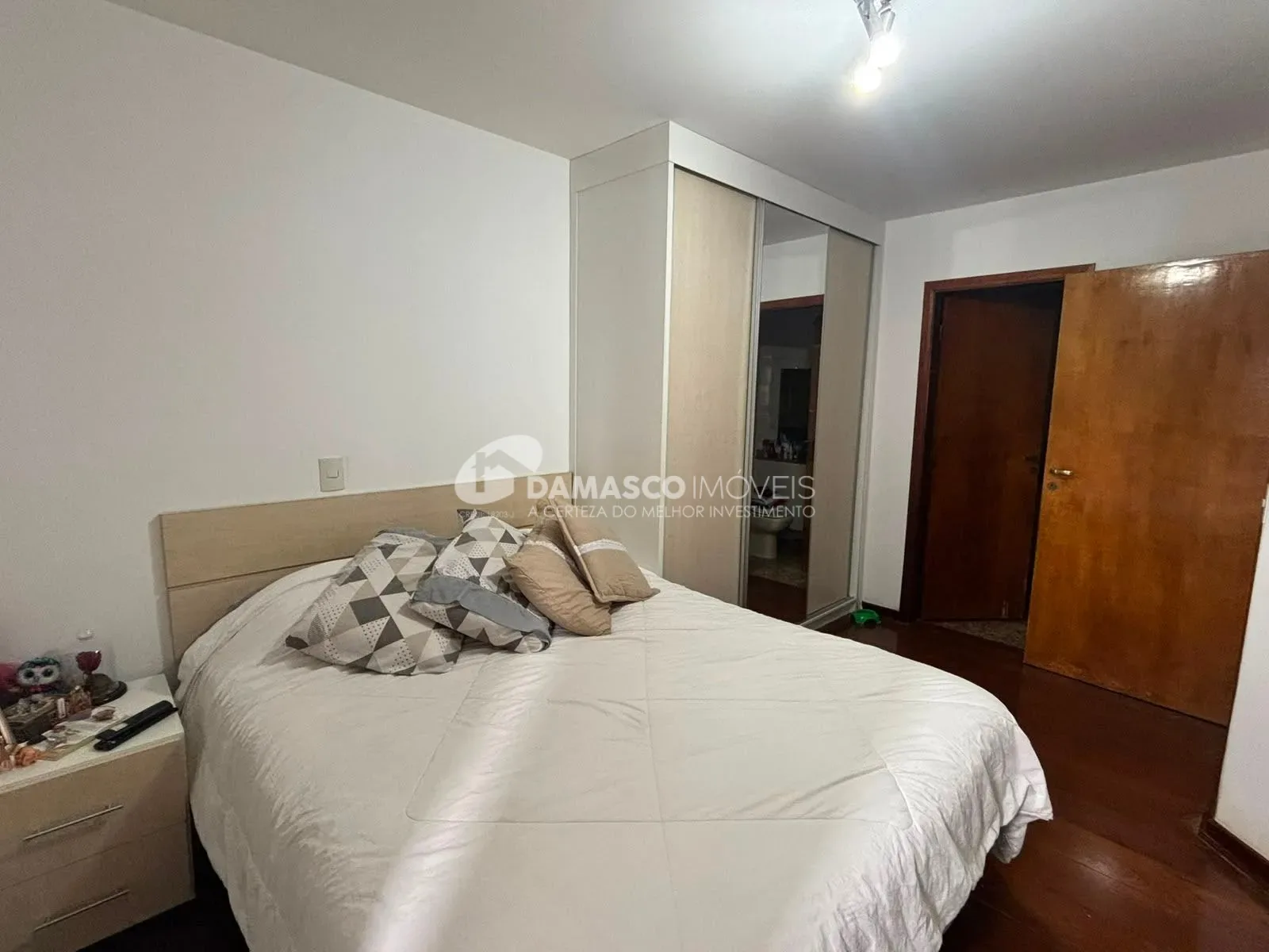 Apartamento para locação com 120 m² de área útil, mobiliado, com 3 quartos, Bairro Barcelona, São Caetano do Sul