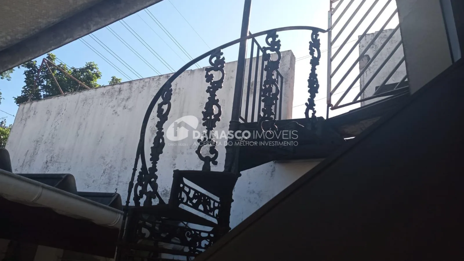 Casa à venda 2 Quartos, 1 Suite, 3 Vagas, 235M², Campestre, Santo André - SP