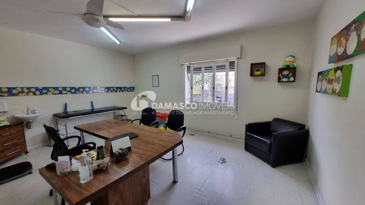 Sobrado à venda, 3 dorm (1suíte), 6 vagas, Olímpico