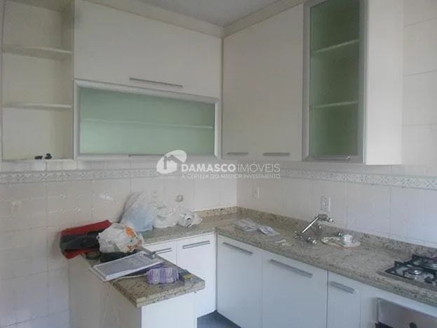 Sobrado à venda 3 Quartos, 1 Suite, 3 Vagas, 100M², Vila Valparaíso, Santo André - SP