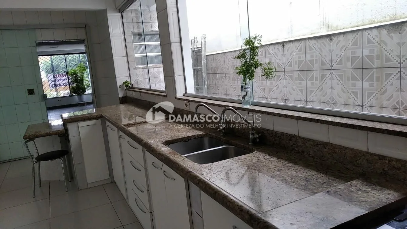 Sobrado à venda 3 Quartos, 1 Suite, 2 Vagas, 240M², Ipiranga, São Paulo - SP