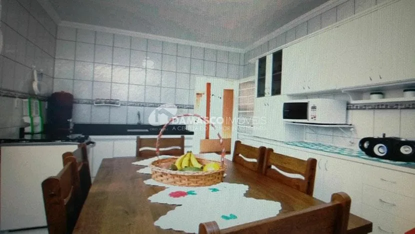 Casa à venda 2 Quartos, 3 Vagas, 205M², Jardim Santa Antonieta, Marília - SP