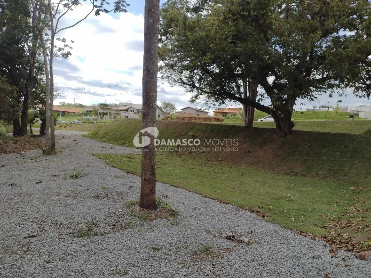 Terreno 1.290 m²  à venda Parque Agrinco, Guararema - SP