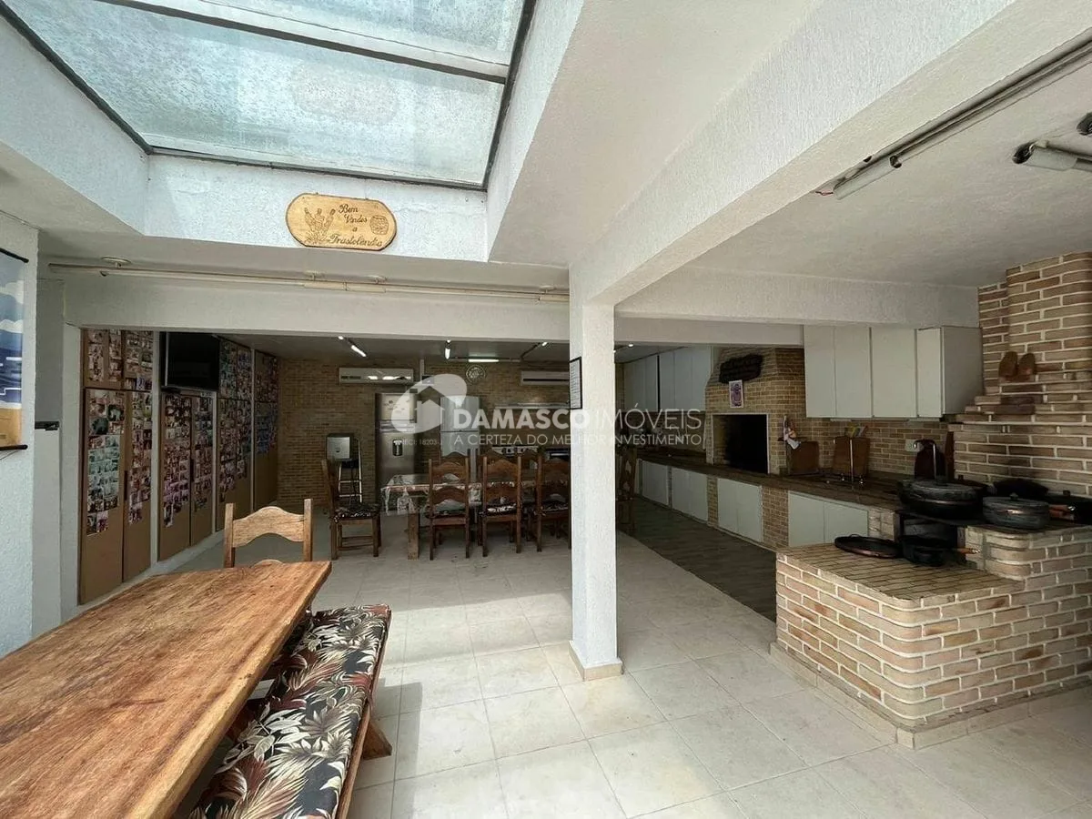 Sobrado à venda 3 Quartos, 3 Suites, 4 Vagas, 355M², Osvaldo Cruz, São Caetano do Sul - SP