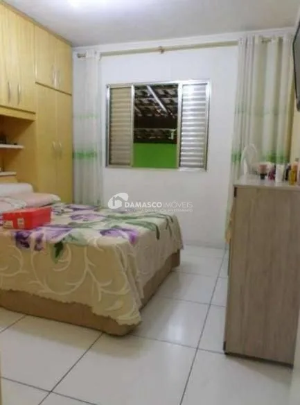 Casa à venda 3 Quartos, 2 Vagas, 205M², Vila Palmares, Santo André - SP