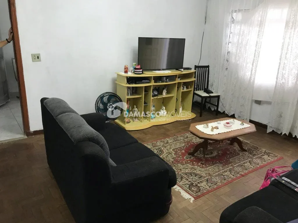 Casa à venda 2 Quartos, 10 Vagas, Santa Maria, Santo André - SP