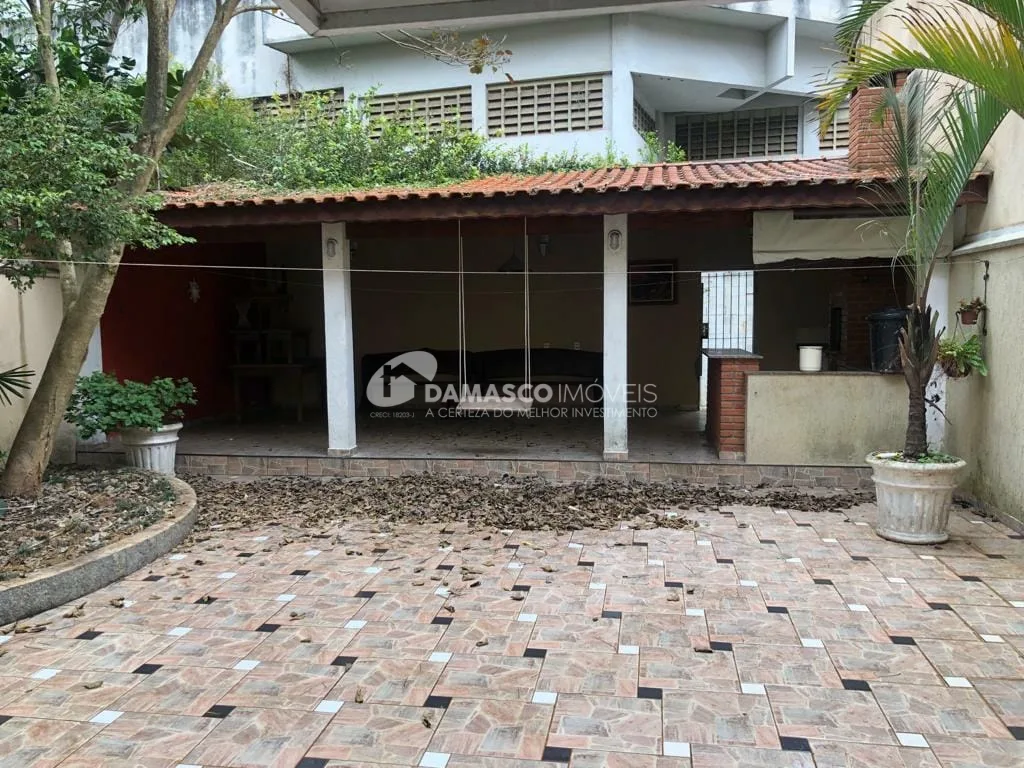 Sobrado à venda 3 Quartos, 3 Suítes, 4 Vagas, 350 m², Vila Floresta, Santo André - SP
