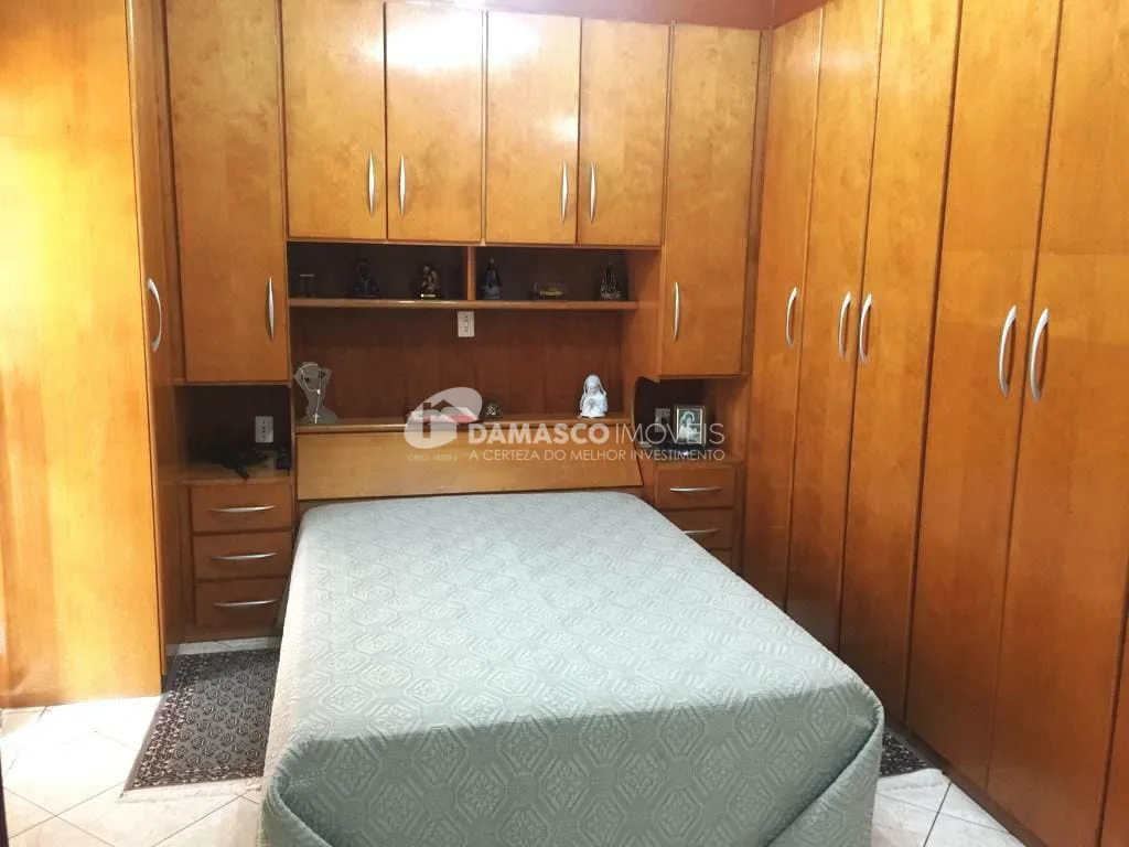 Sobrado para Venda 4 Quartos, 1 Suite, 4 Vagas, Nova Gerty, São Caetano do Sul - SP