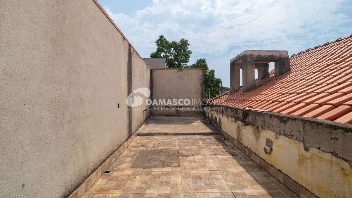 Imóvel com duas casas Bairro Osvaldo Cruz