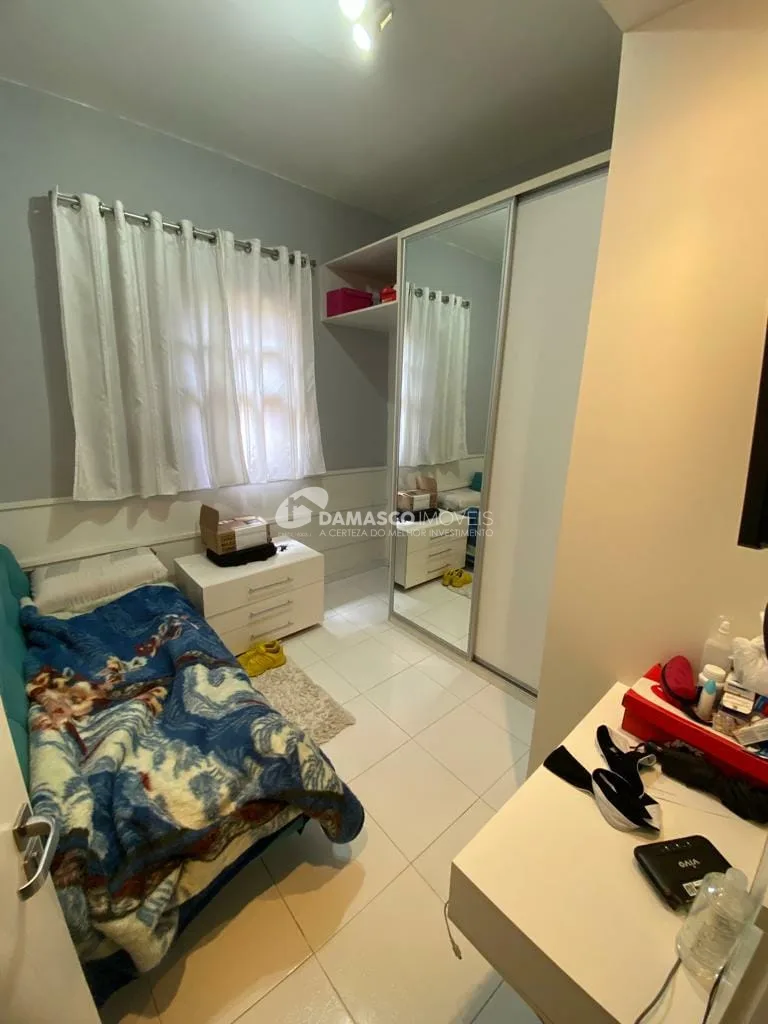Sobrado à venda 2 Quartos, 2 Suites, 2 Vagas, 180M², Quinta da Paineira, São Paulo - SP