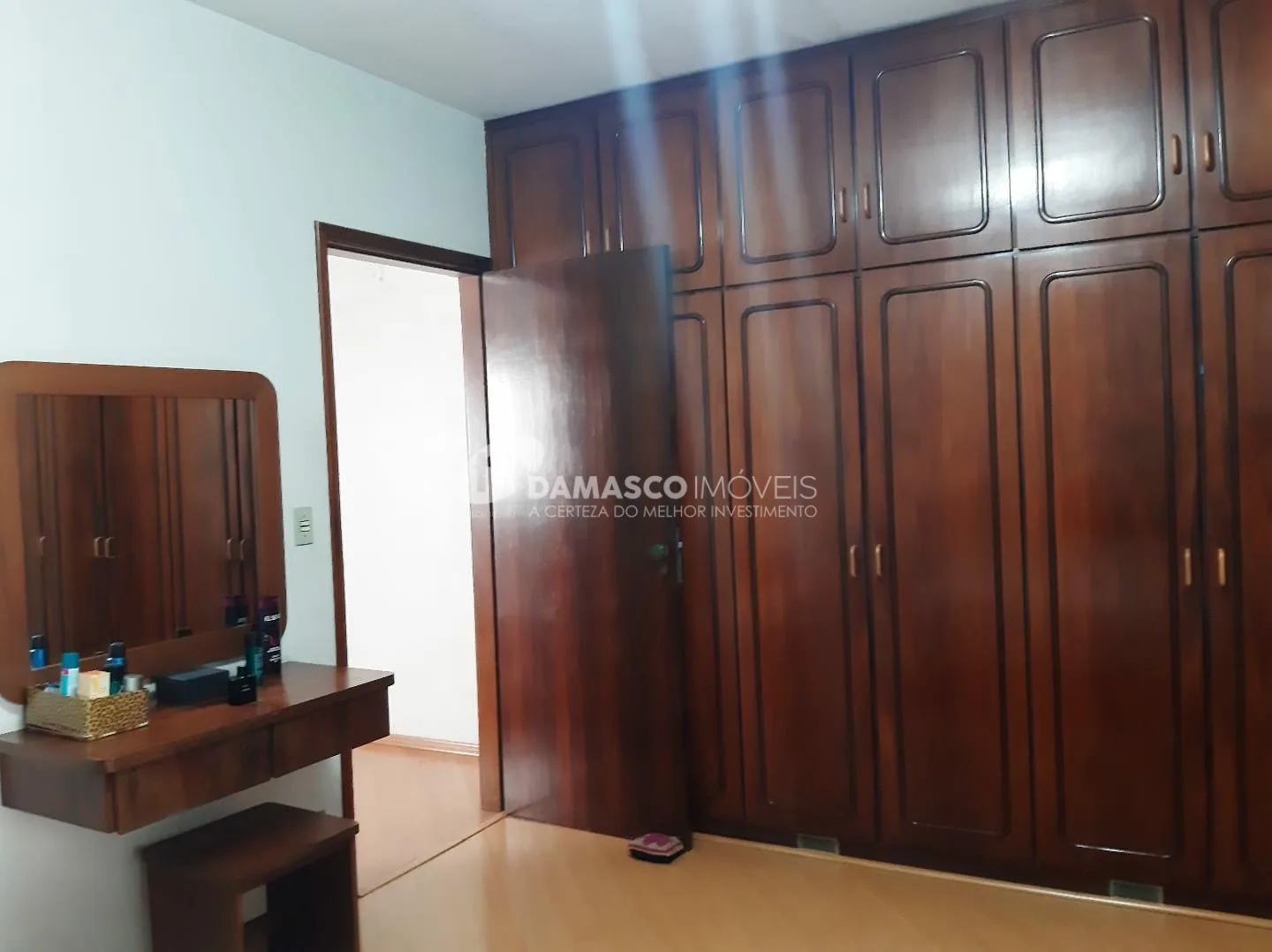 Sobrado à venda 3 Quartos, 2 Suites, 2 Vagas, 209M², Osvaldo Cruz, São Caetano do Sul - SP