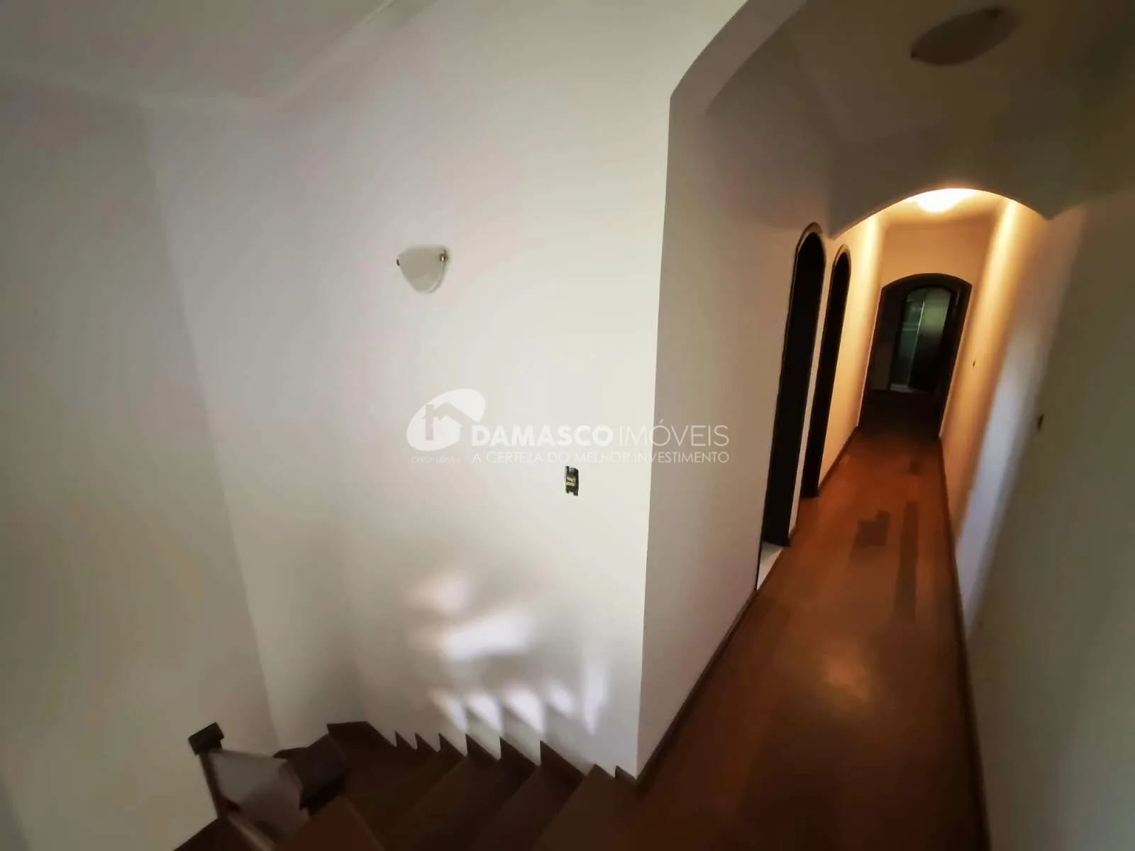Sobrado à venda 3 Quartos, 2 Suites, 2 Vagas, 207 m², Campestre, Santo André - SP