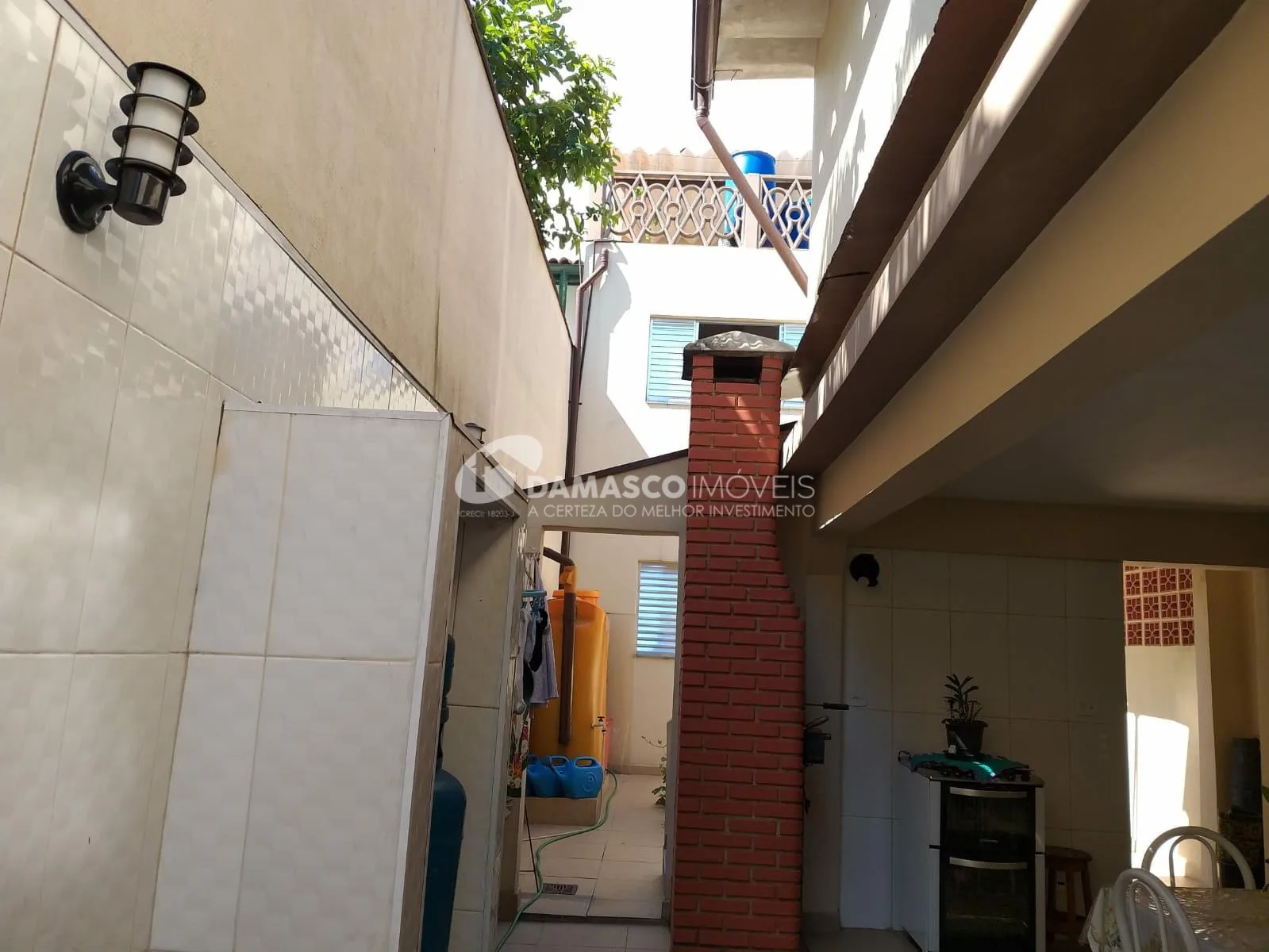 Sobrado à venda 3 Quartos, 2 Suites, 4 Vagas, 330M², Santa Maria, Santo André - SP