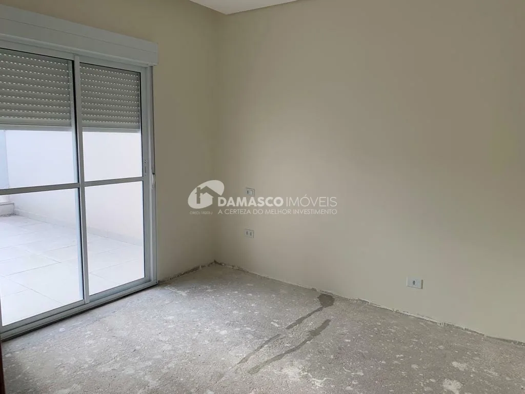 Sobrado à venda 3 Quartos, 3 Suites, 4 Vagas, Campestre, Santo André - SP