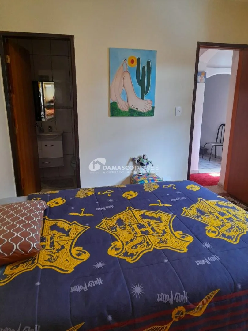 Sobrado à venda 4 Quartos, 2 Suites, 3 Vagas, 210M², Parque Tomas Saraiva, São Paulo - SP