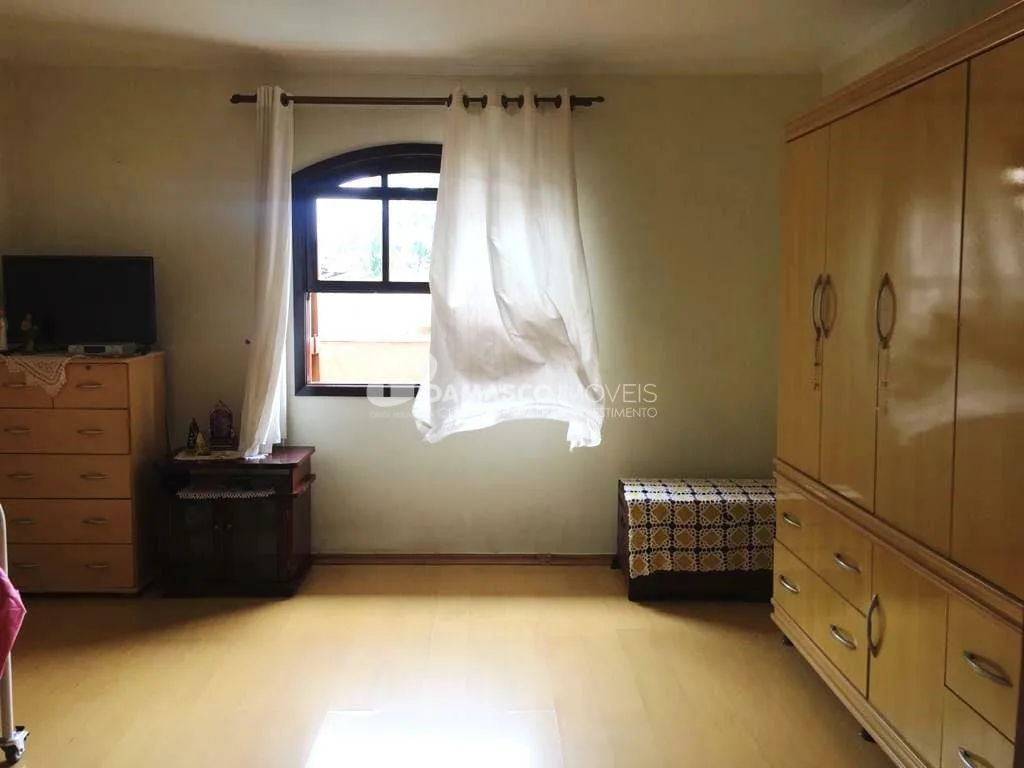 Casa à venda 4 Quartos, 3 Suites, 6 Vagas, 312M², Santa Maria, São Caetano do Sul - SP