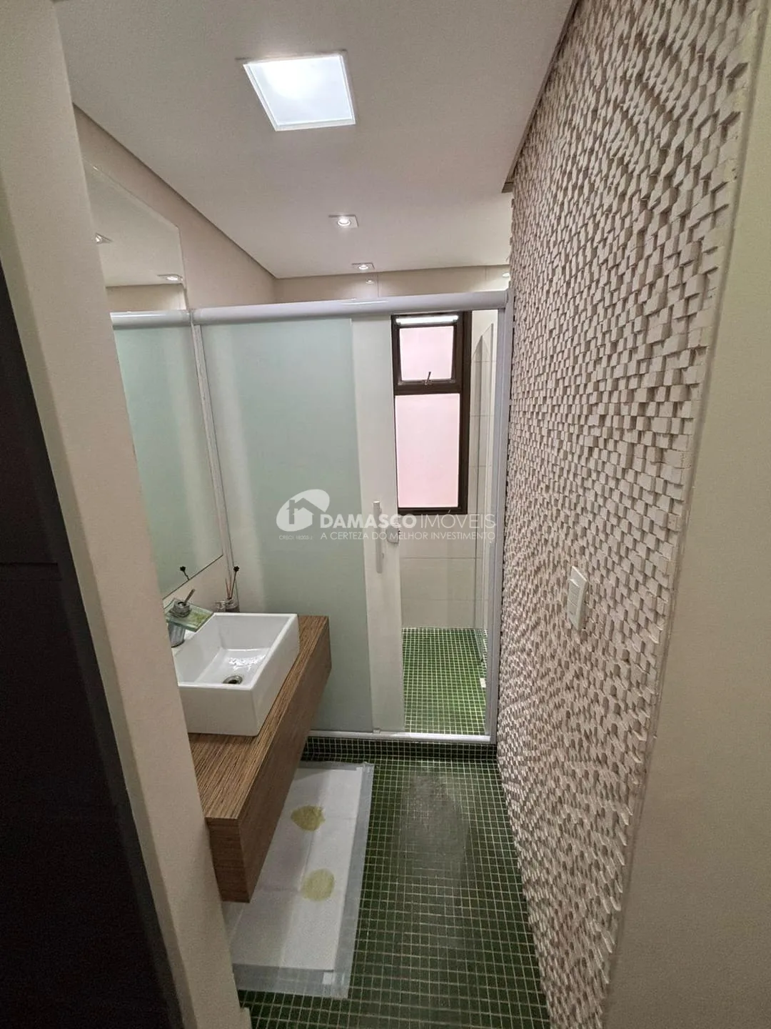 APTO todo MOBILIADO inclusive com eletrodomésticos, 125m², 2 dorm, 2 vagas, ótima localização em Santo André