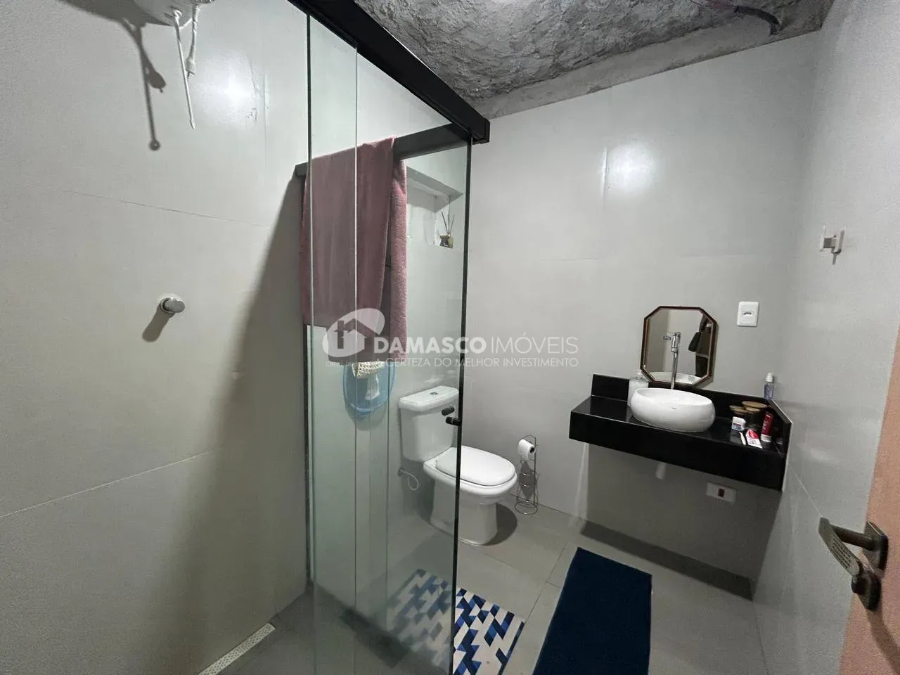 Sobrado à venda no Santa Paula | 176 m² | 2 dormitórios | 1 suíte | 4 vagas