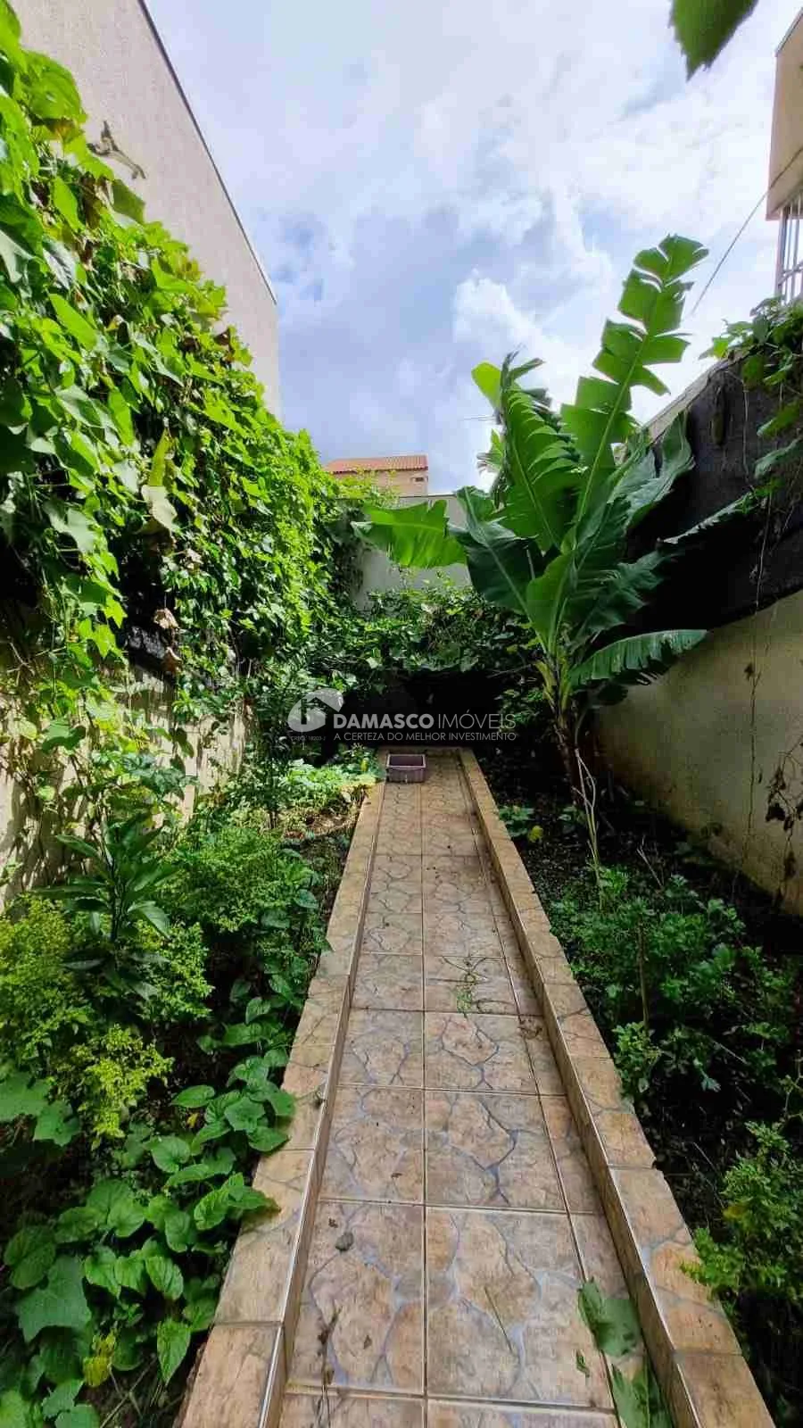 Casa de alto padrão à venda no Osvaldo Cruz | 442 m² | 3 dormitórios | Piscina | 4 vagas