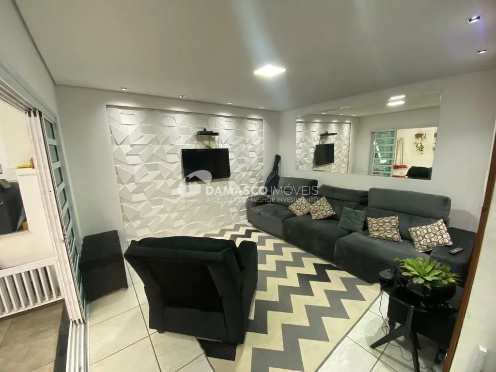 Sobrado à venda 2 Quartos, 1 Suite, 2 Vagas, 187M², Campestre, Santo André - SP