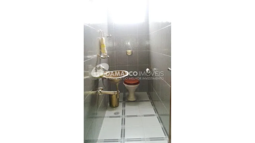 Sobrado à venda 4 Quartos, 4 Suites, 9 Vagas, 800M², Campestre, Santo André - SP