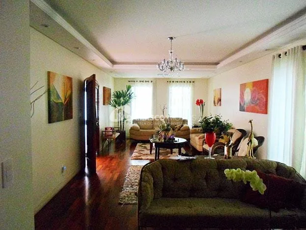 Sobrado à venda 3 Quartos, 3 Suites, 5 Vagas, 360M², Jardim São Caetano, São Caetano do Sul - SP