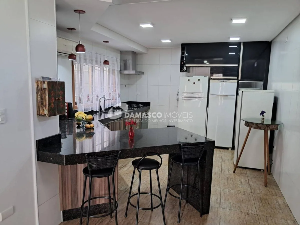 Sobrado para Venda 3 Quartos, 2 Suites, 4 Vagas, Santa Paula, São Caetano do Sul - SP