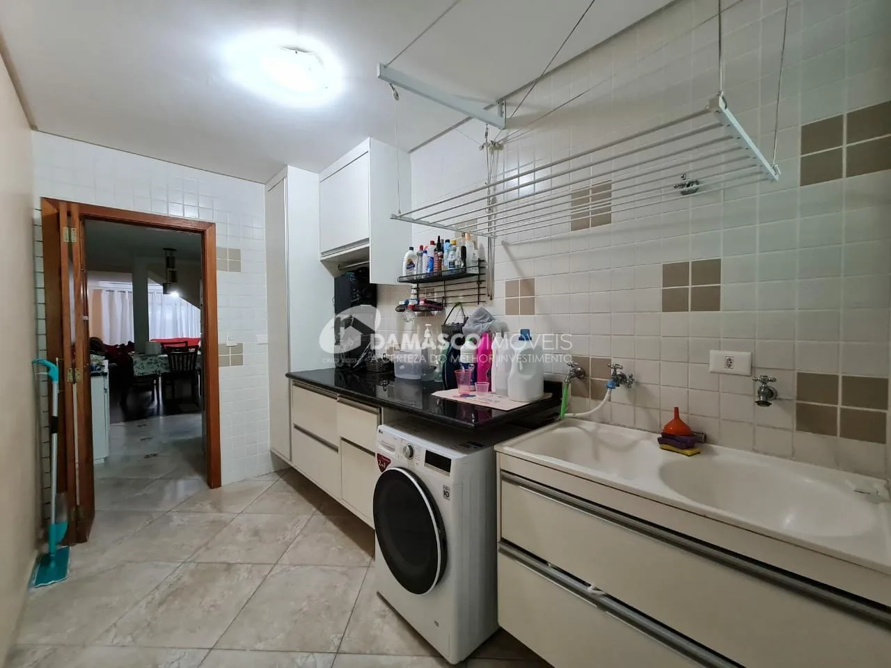 Sobrado à venda 4 Quartos, 1 Suite, 2 Vagas, 220M², Campestre, Santo André - SP