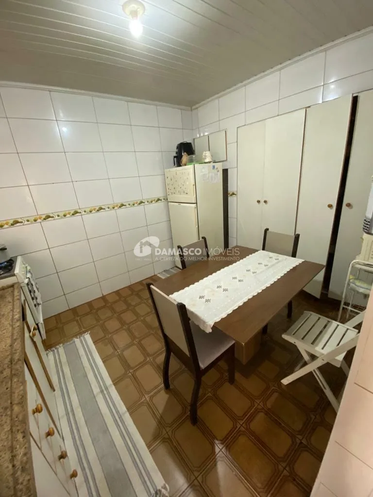 Casa à venda 2 Quartos, 2 Vagas, Vila Palmares, Santo André - SP