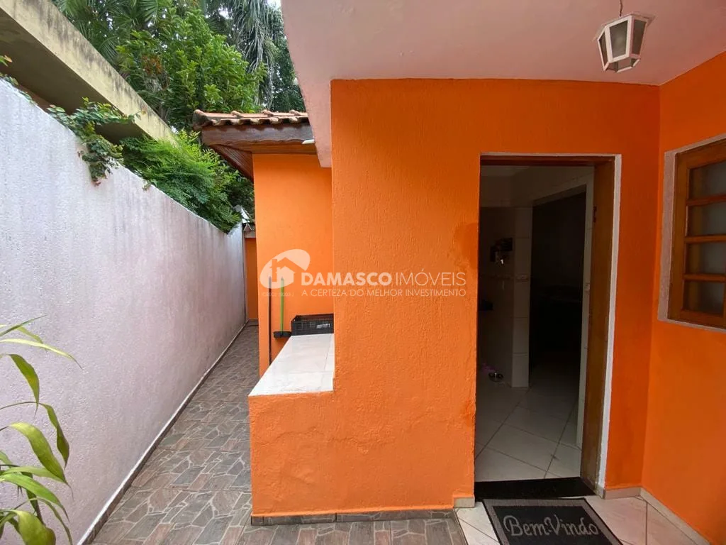 Casa à venda 2 Quartos, 1 Suite, 2 Vagas, 178M², Campestre, Santo André - SP