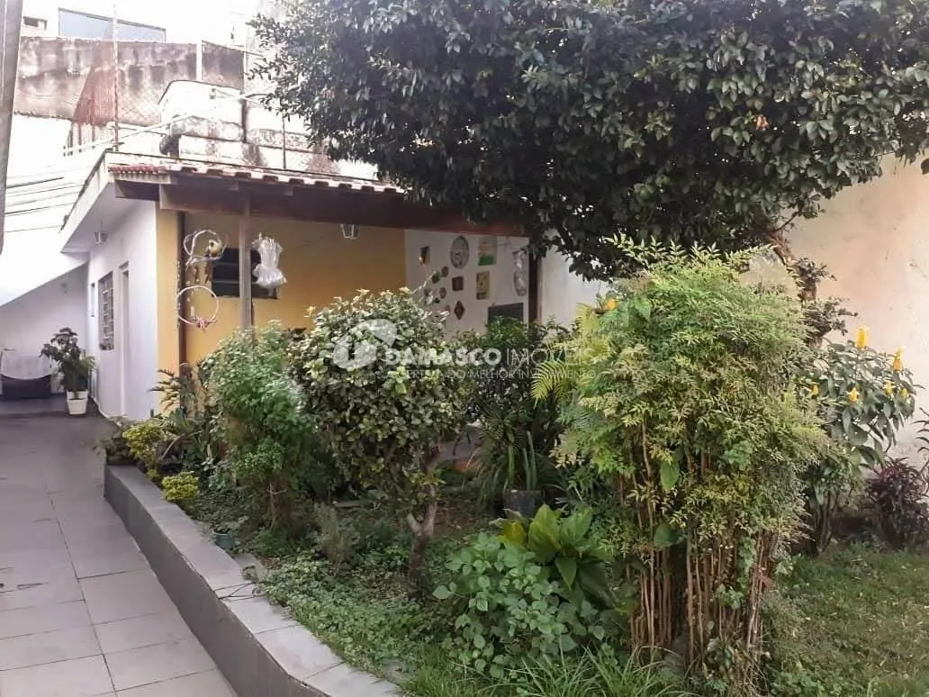 Casa à venda 2 Quartos, 2 Vagas, Santa Maria, São Caetano do Sul - SP