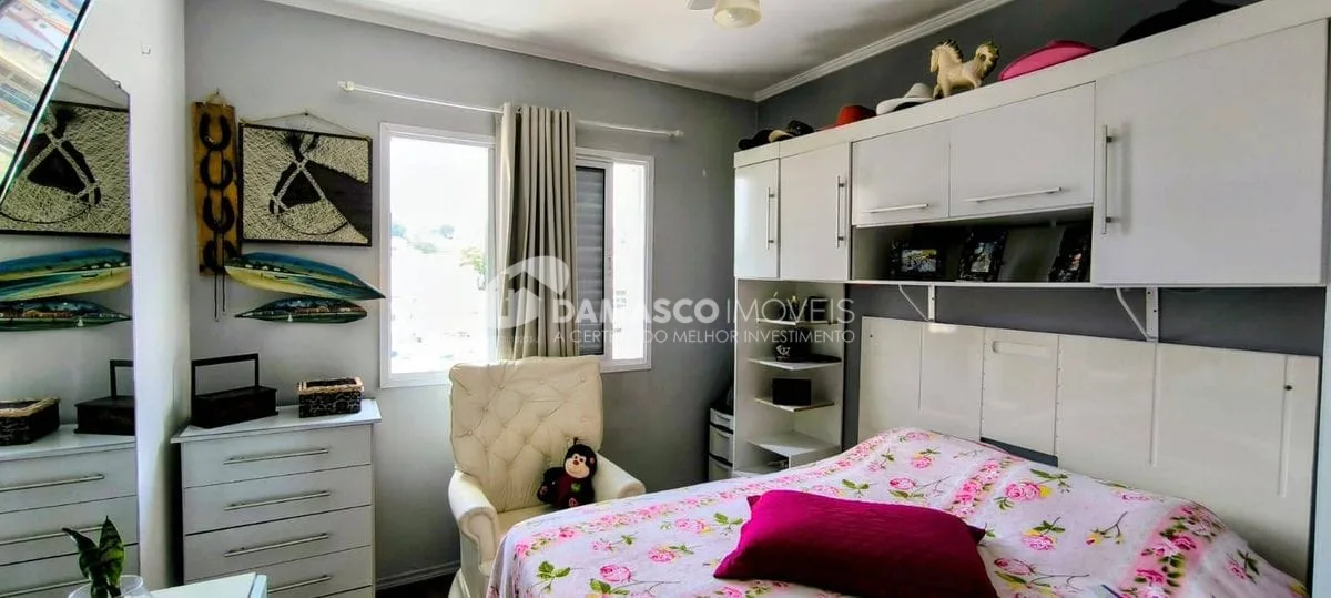 Apartamento com 2 quartos