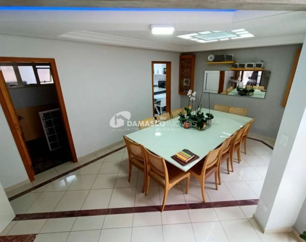 Sobrado à venda 3 Quartos, 3 Suites, 349M², Jardim São Caetano, São Caetano do Sul - SP