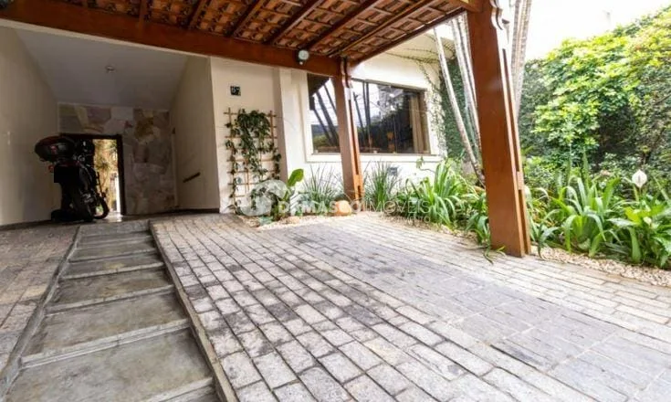 Sobrado à venda 3 Quartos, 1 Suite, 3 Vagas, 450M², Santa Paula, São Caetano do Sul - SP