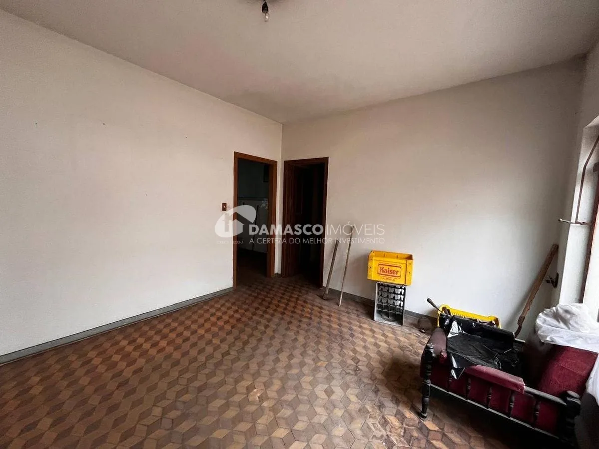 Terreno com casa antiga venda