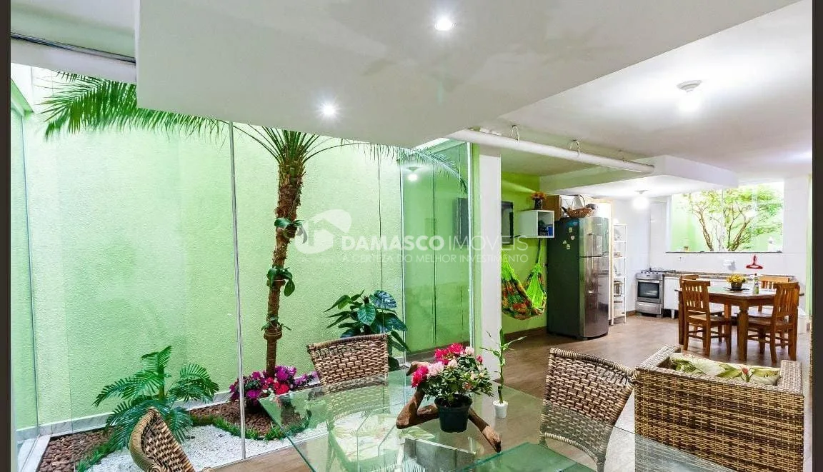 Casa à venda 3 Quartos, 1 Suite, 4 Vagas, 202M², Vila Alpina, São Paulo - SP