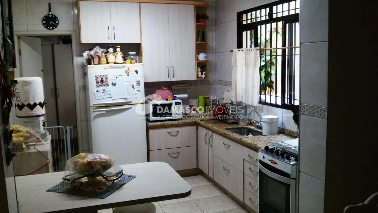 Sobrado à venda, 230mts A.U.,  3 Dorms, 1 Suite, 2 Vagas,  Olímpico, São Caetano do Sul - SP