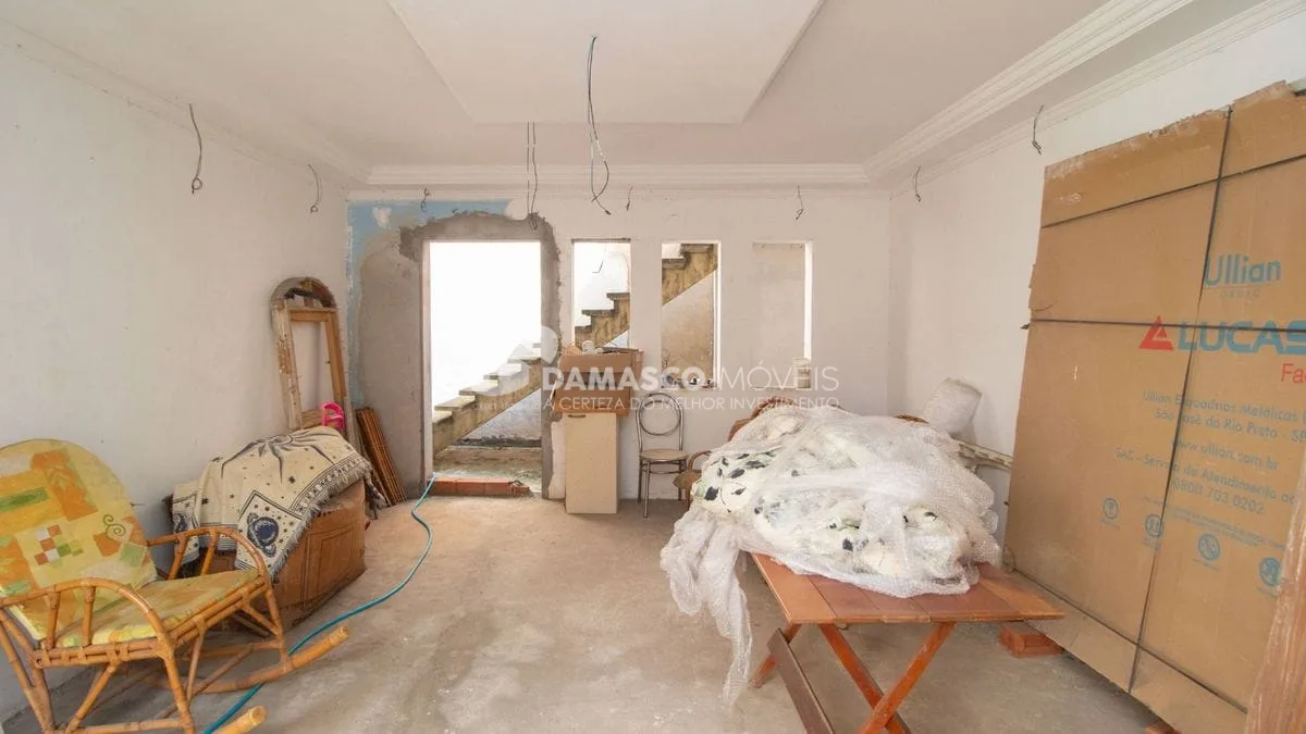 Imóvel com duas casas Bairro Osvaldo Cruz