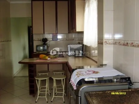 Sobrado à venda 4 Quartos, 3 Vagas, 320M², Santa Maria, Santo André - SP