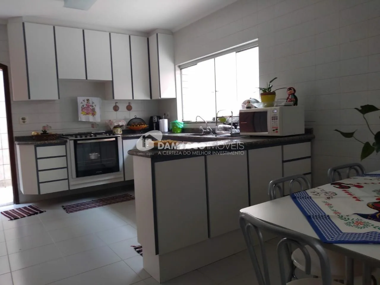 Sobrado à venda 3 Quartos, 1 Suite, 4 Vagas, 320M², Santa Paula, São Caetano do Sul - SP
