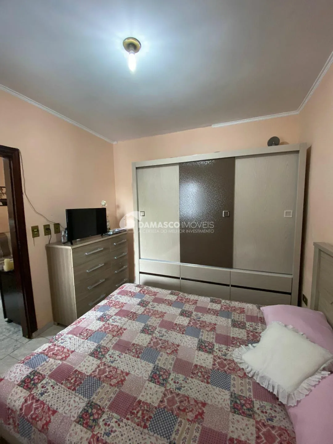 Casa à venda 1 Quarto, 2 Vagas, 180M², Quinta da Paineira, São Paulo - SP