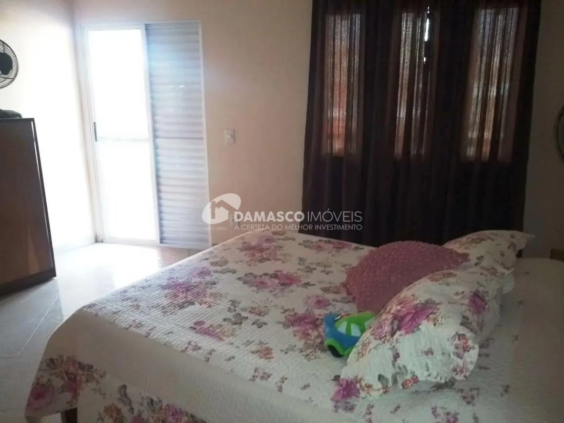Sobrado à venda 3 Quartos, 1 Suite, 16 Vagas, 572M², Nova Gerty, São Caetano do Sul - SP