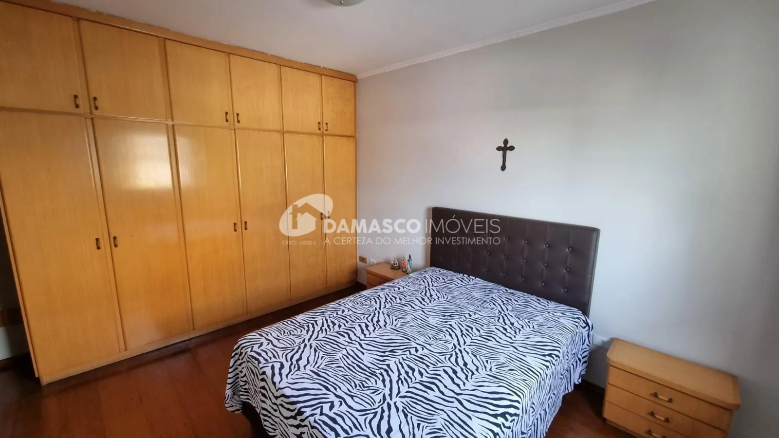 Sobrado à venda 3 Quartos, 1 Suite, 6 Vagas, 221M², Osvaldo Cruz, São Caetano do Sul - SP