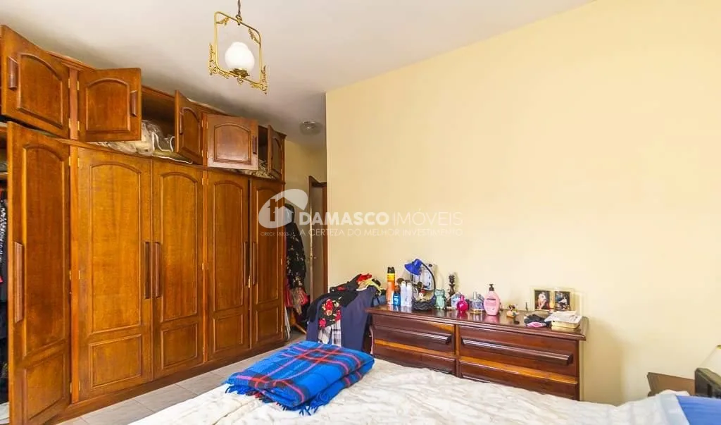 Sobrado à venda 3 Quartos, 2 Suites, 2 Vagas, Rudge Ramos, São Bernardo do Campo - SP