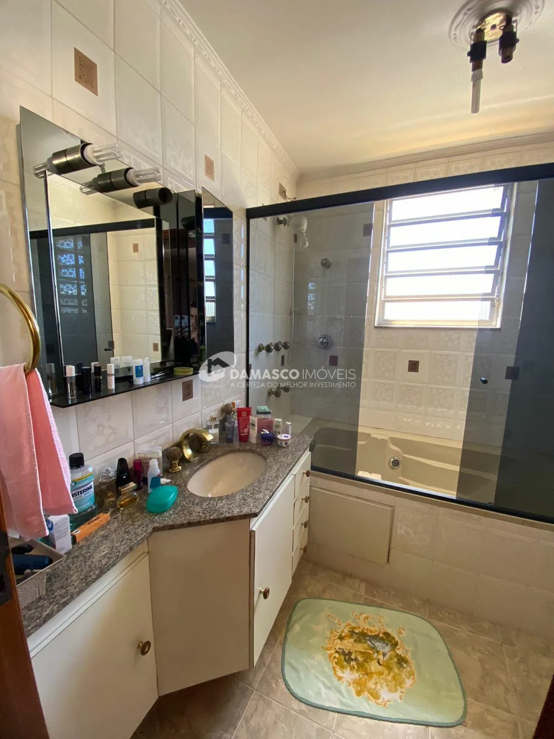 Sobrado à venda 3 Quartos, 1 Suite, 2 Vagas, 195M², Vila Alpina, São Paulo - SP