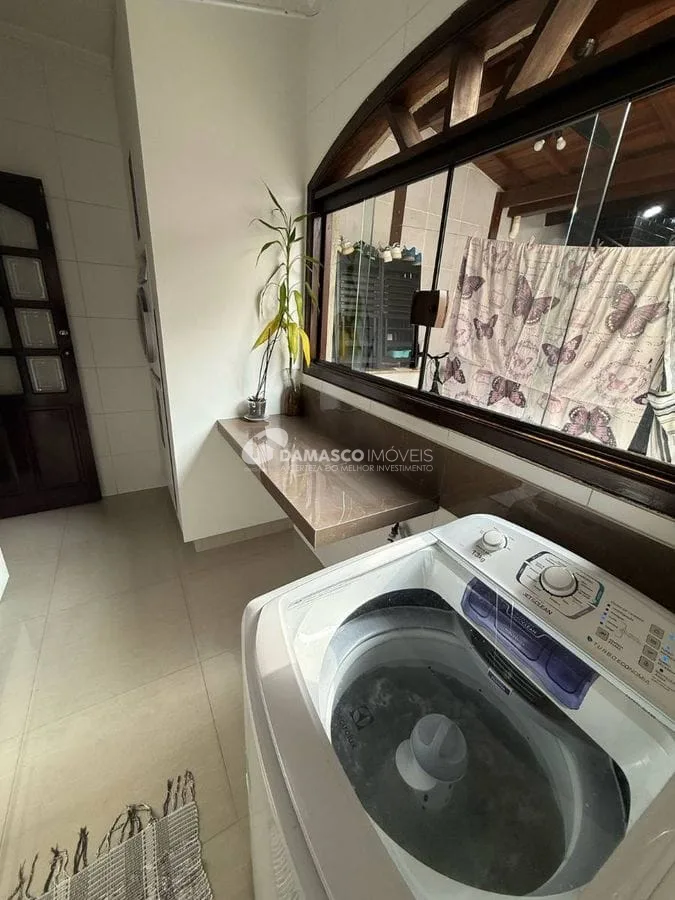 Sobrado à venda 3 Quartos, 1 Suite, 2 Vagas, 204M², Sítio da Figueira, São Paulo - SP