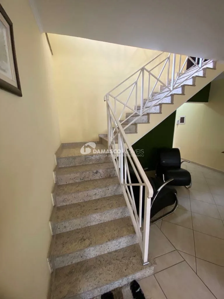 Sobrado à venda 3 Quartos, 1 Suite, 3 Vagas, 220M², Osvaldo Cruz, São Caetano do Sul - SP
