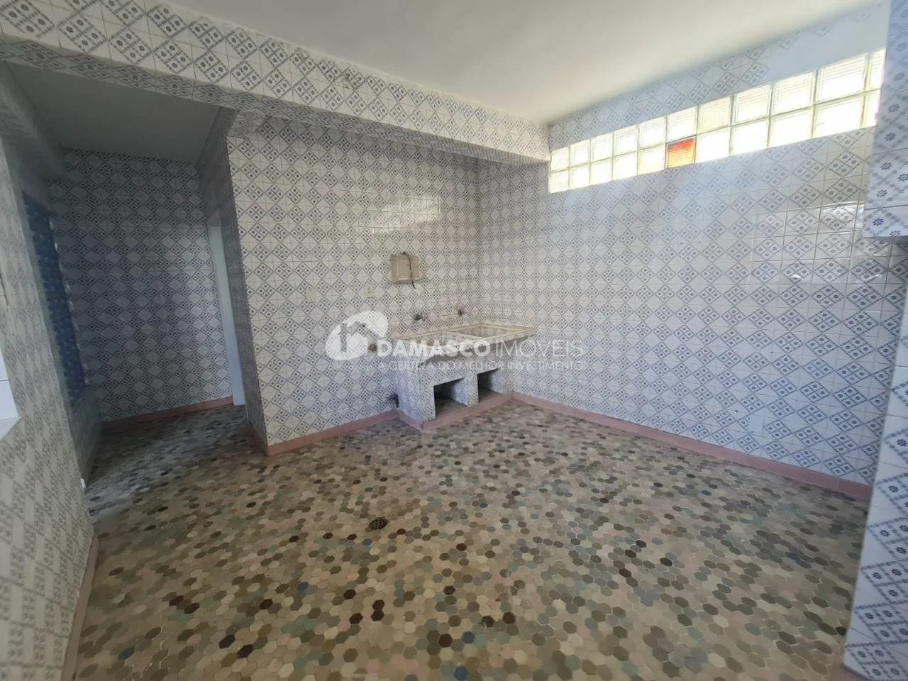 Sobrado para Locação 3 Quartos, 1 Suite, 4 Vagas, 500M², Cerâmica, São Caetano do Sul - SP