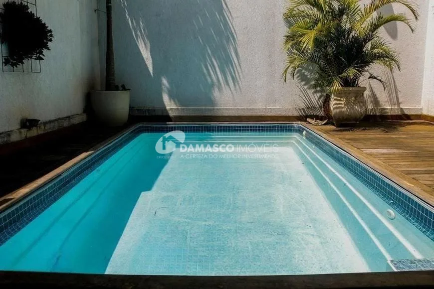 Sobrado à venda 3 Quartos, 1 Suite, 4 Vagas, 292M², Santa Maria, São Caetano do Sul - SP