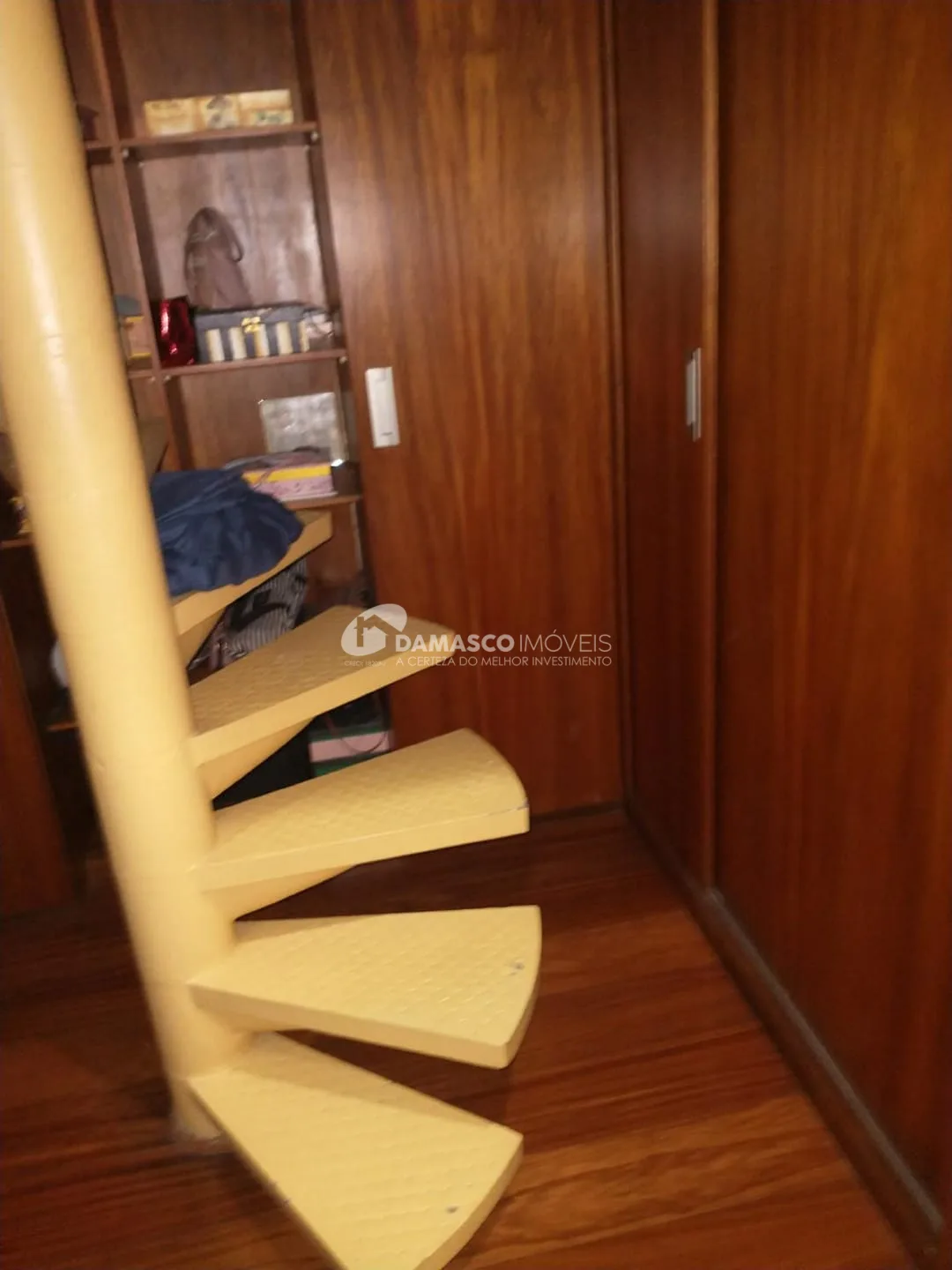 Casa à venda 3 Quartos, 1 Suite, 8 Vagas, 380M², Cerâmica, São Caetano do Sul - SP